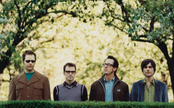 Weezer ‘Icons of a Generation Return to their Roots’