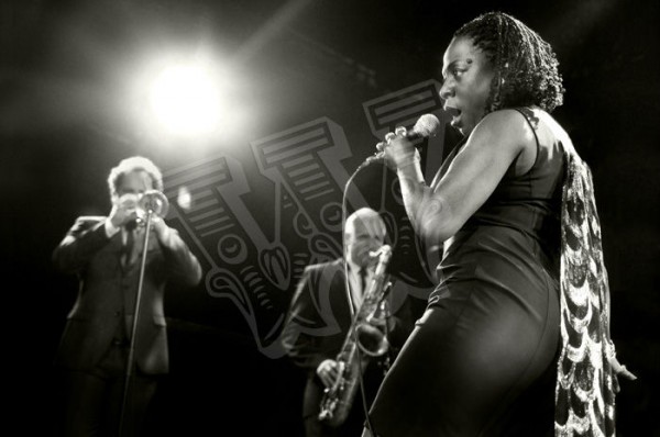 New Sharon Jones & The Dap Kings Video: Retreat!