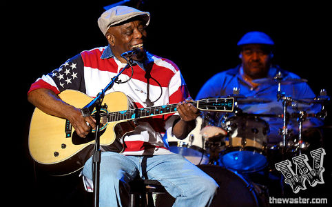 Buddy Guy: ‘Born To Play Guitar’ Due 7/31