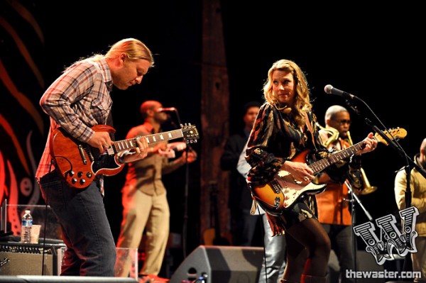 Tedeschi Trucks Band 11.28.12 Keswick Theatre, PA