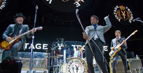 Vintage Trouble at the Prudential Center Newark