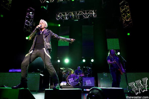 Billy Idol 05.31.13 Capitol Theatre – Portchester, NY