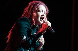 Dana (distortion) Photo