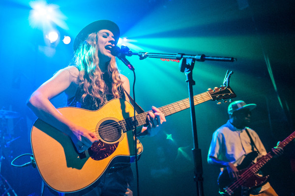 ZZ Ward Shares New Track, ‘The Deep’