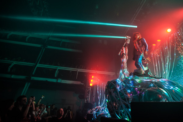 The Flaming Lips Celebrate 20 Years of Clouds Taste Metallic