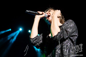 imagine-dragons-at-izod-center-11