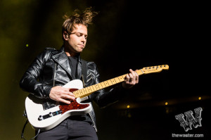 imagine-dragons-at-izod-center-18