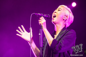 imagine-dragons-at-izod-center-24