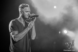 imagine-dragons-at-izod-center-39