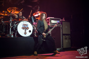 16-IMG_0526_Buckcherry-5_13_14-Gramercy_Russo_W