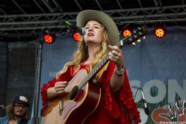 Margo Price Announces 2017 Tour