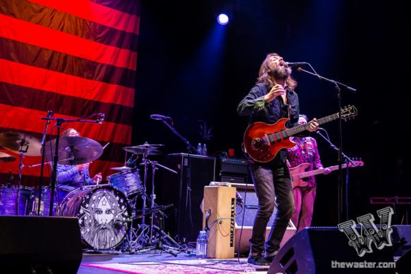 Chris Robinson Brotherhood To Release ‘Barefoot In The Head’