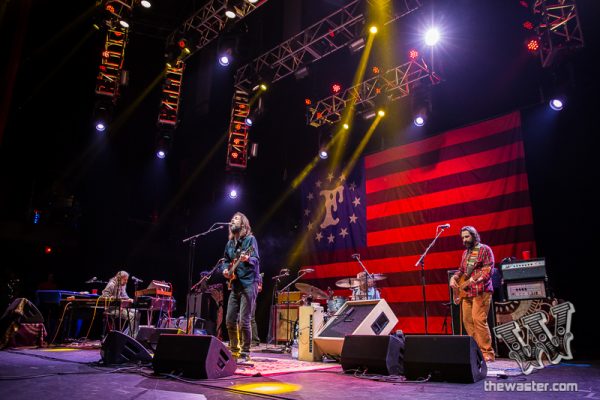 Chris Robinson Brotherhood Announce Summer Tour