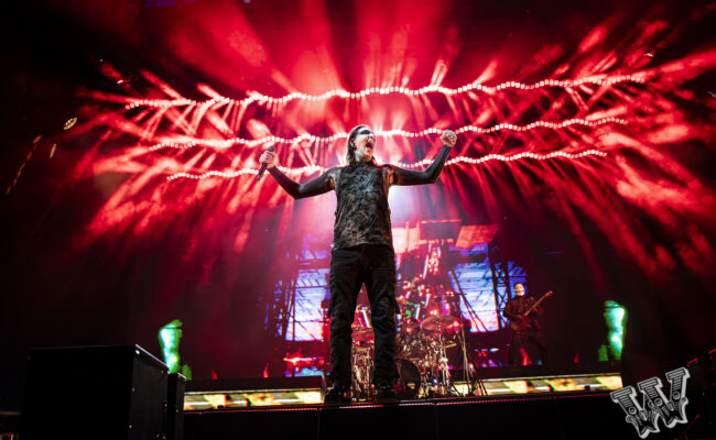 #htmlcaption_76552 Motionless in White 8.5.26 White River Amphitheatre Auburn, WA